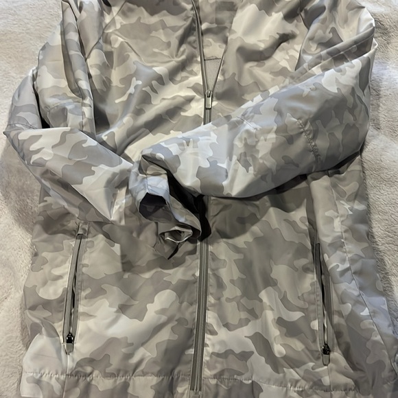 All in Motion Windbreaker - Picture 3 of 5